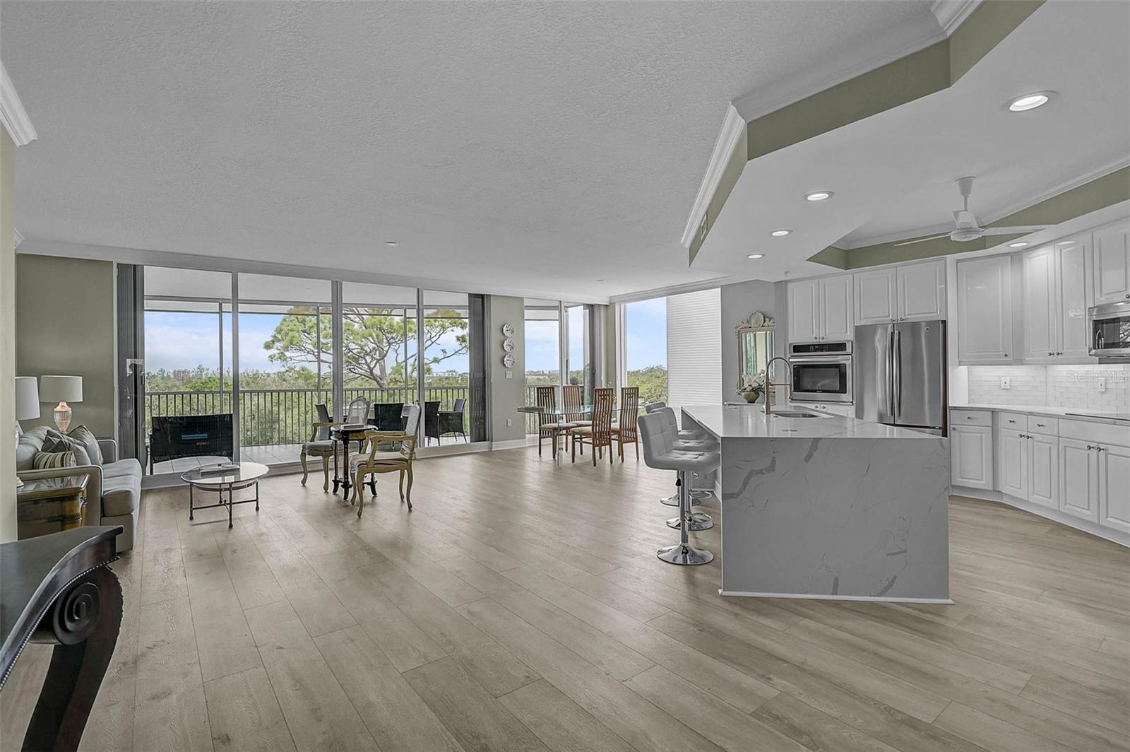 MERIDIAN AT THE OAKS PRESERVE - Residential