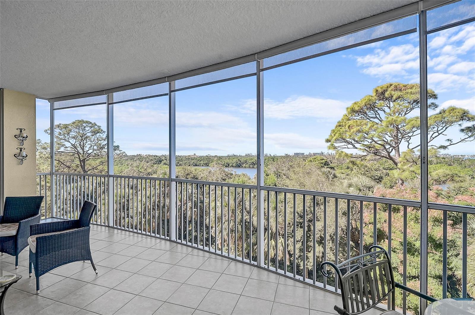 MERIDIAN AT THE OAKS PRESERVE - Residential