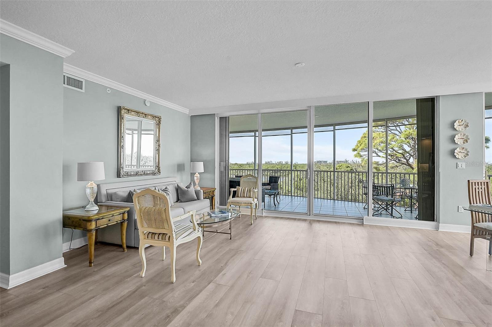 MERIDIAN AT THE OAKS PRESERVE - Residential