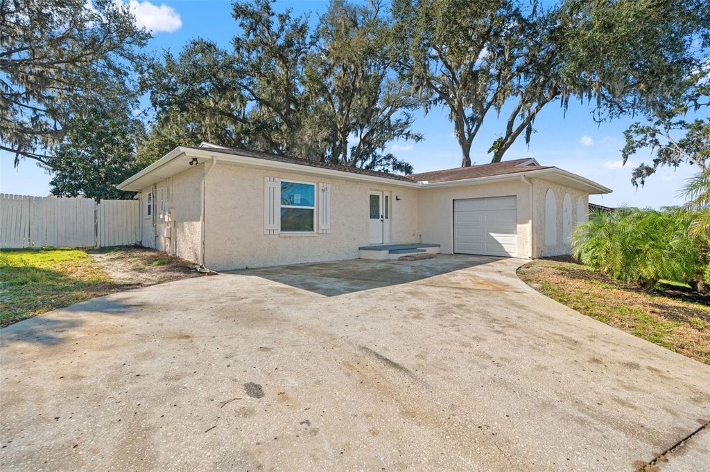 Photo of 815 Shangri La Drive, Seffner, FL 33584 (MLS # TB8467723)