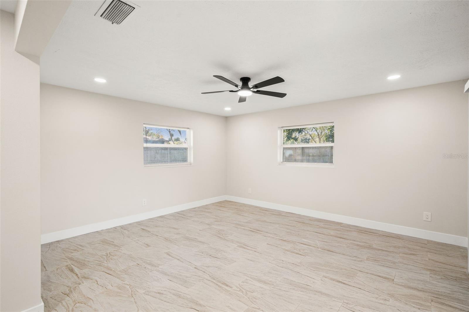 SHANGRI LA II SUB PHAS - Residential