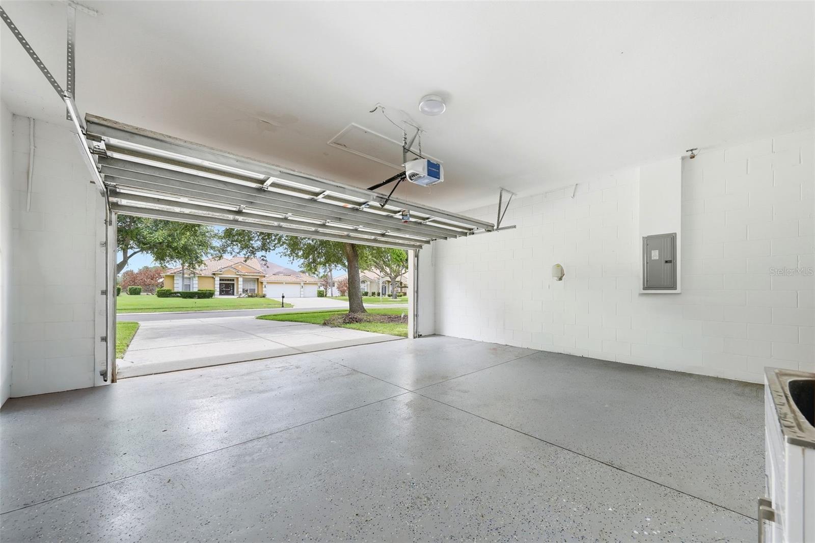 GLENMUIR 48 39 - Residential