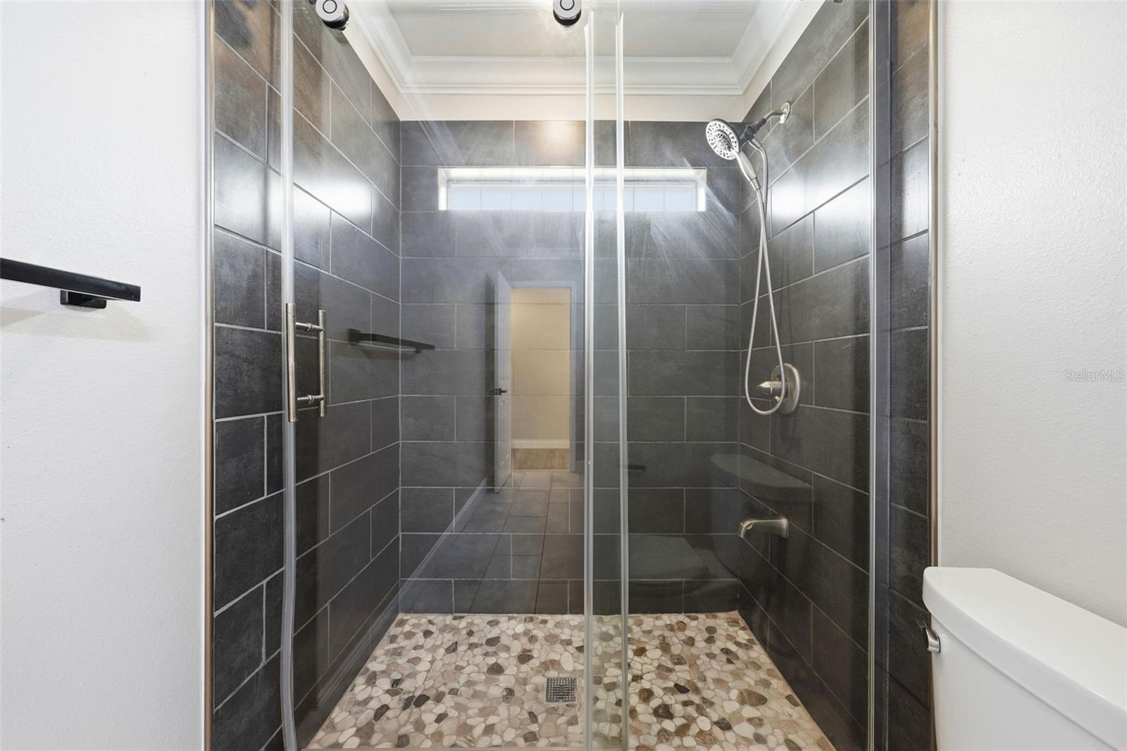 GLENMUIR 48 39 - Residential