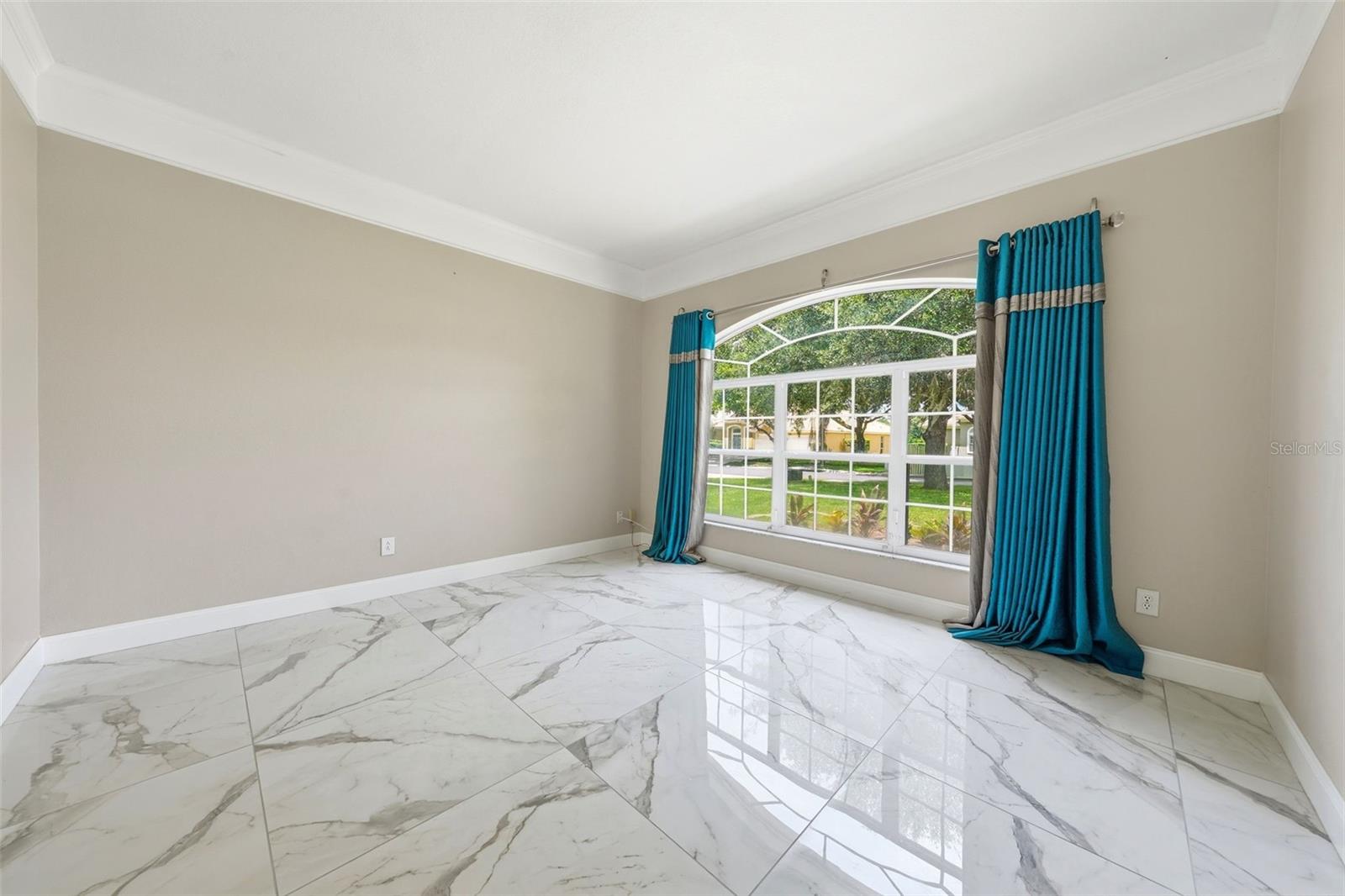 GLENMUIR 48 39 - Residential