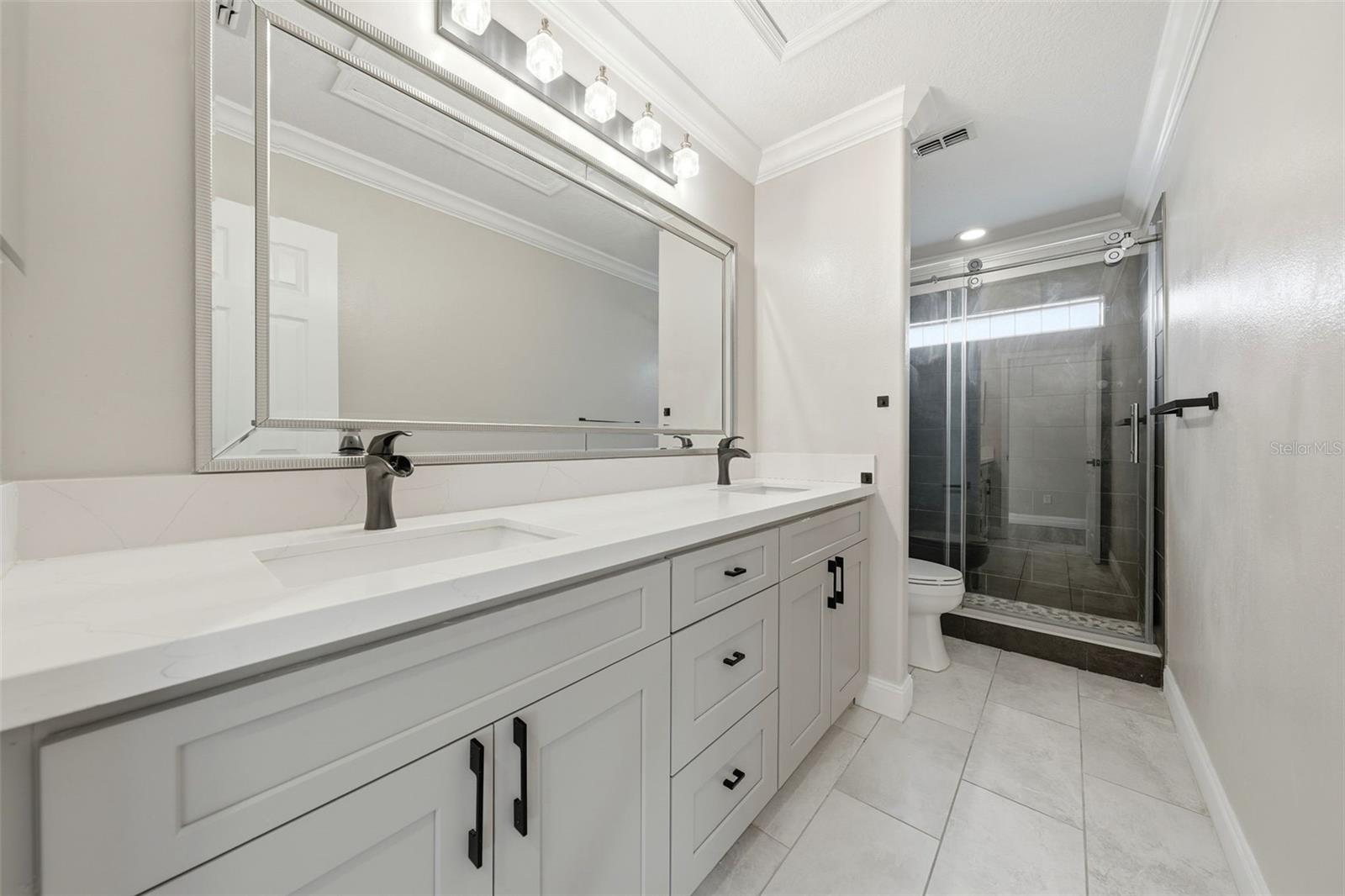 GLENMUIR 48 39 - Residential