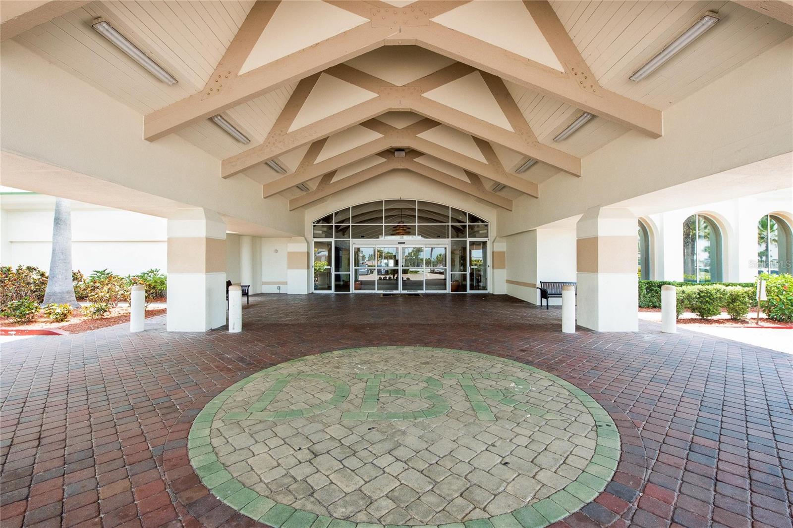 DAYTONA BEACH RESORT & CONF CENTER - Residential