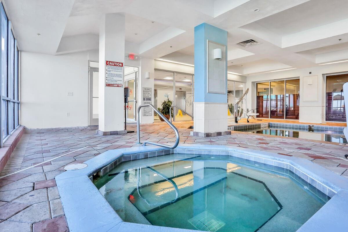 DAYTONA BEACH RESORT & CONF CENTER - Residential