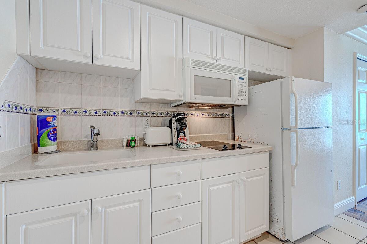 DAYTONA BEACH RESORT & CONF CENTER - Residential