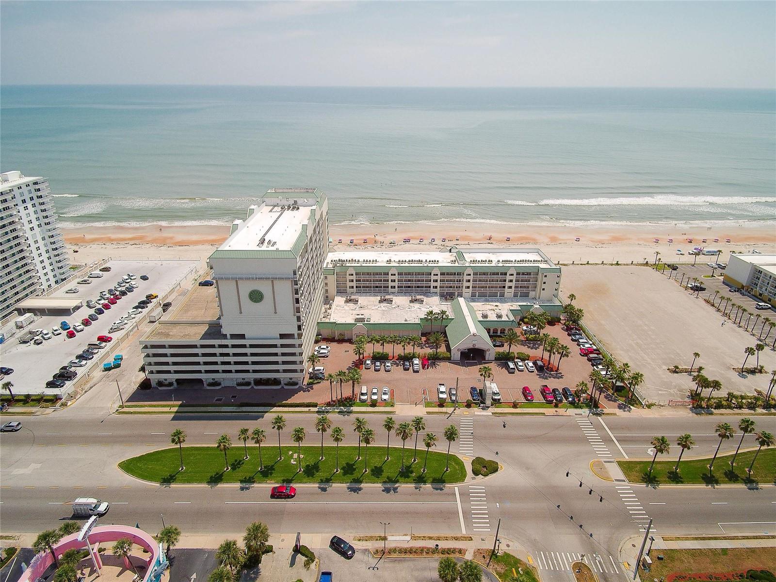 DAYTONA BEACH RESORT & CONF CENTER - Residential