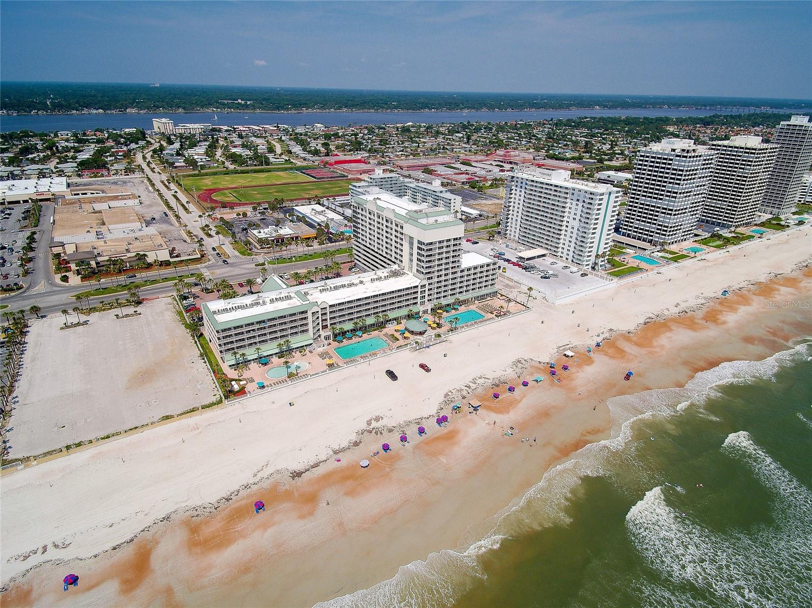 DAYTONA BEACH RESORT & CONF CENTER - Residential