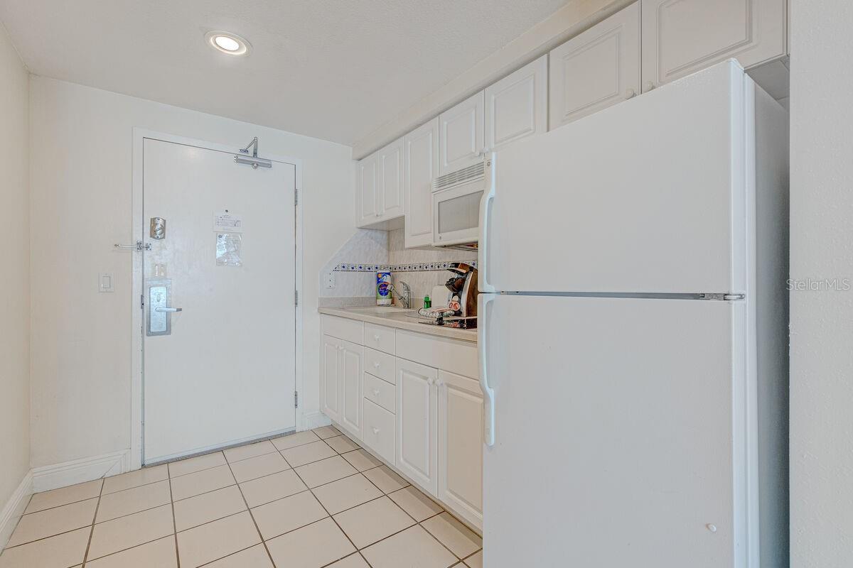 DAYTONA BEACH RESORT & CONF CENTER - Residential