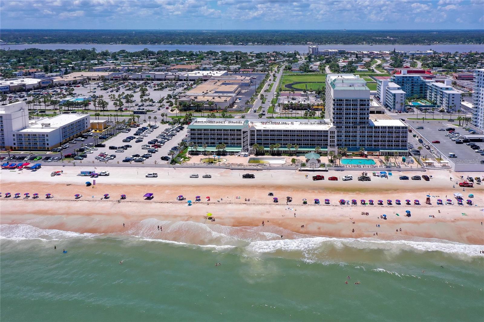 DAYTONA BEACH RESORT & CONF CENTER - Residential