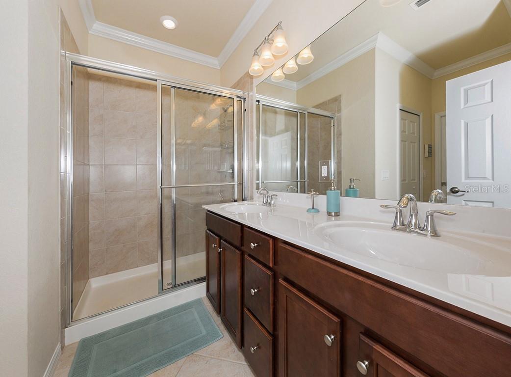 GRAN PARADISO - Residential Lease