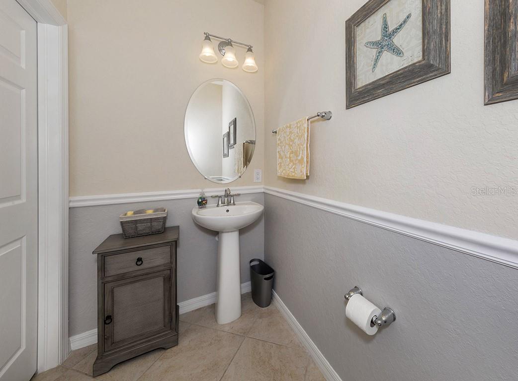 GRAN PARADISO - Residential Lease