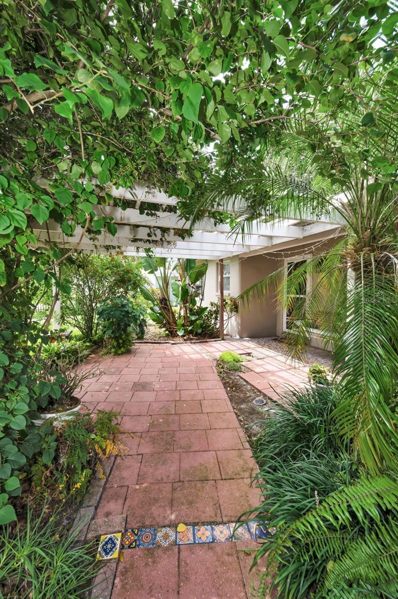 1874 BELLEMEADE DRIVE