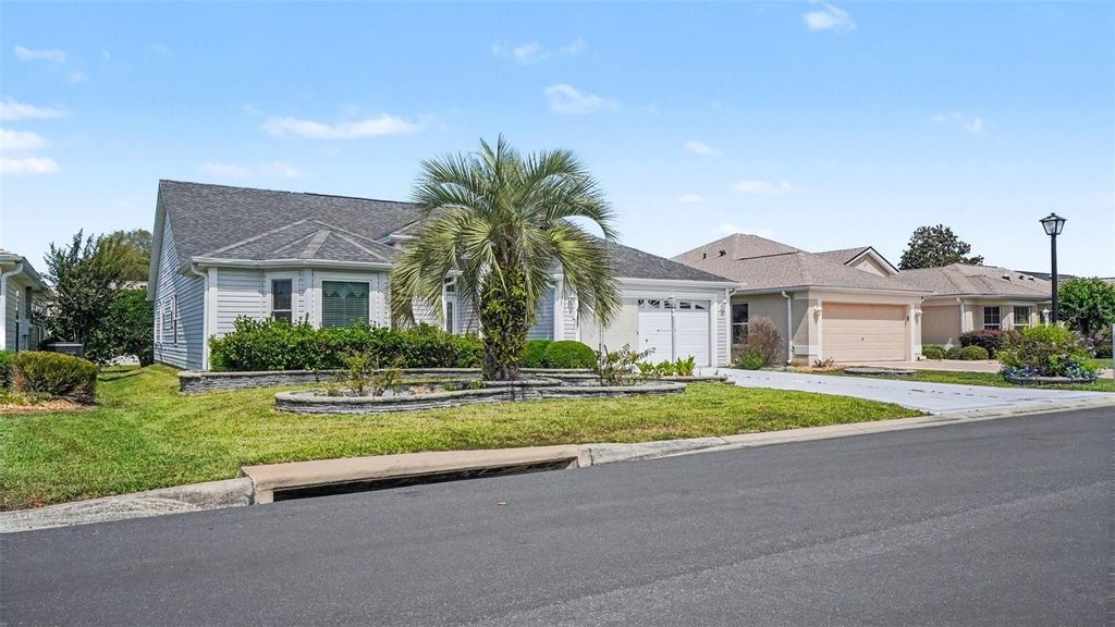 Photo of 1422 Segovia Place, The Villages, FL 32162 (MLS # TB8506348)