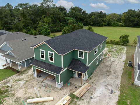 A home in NEWBERRY