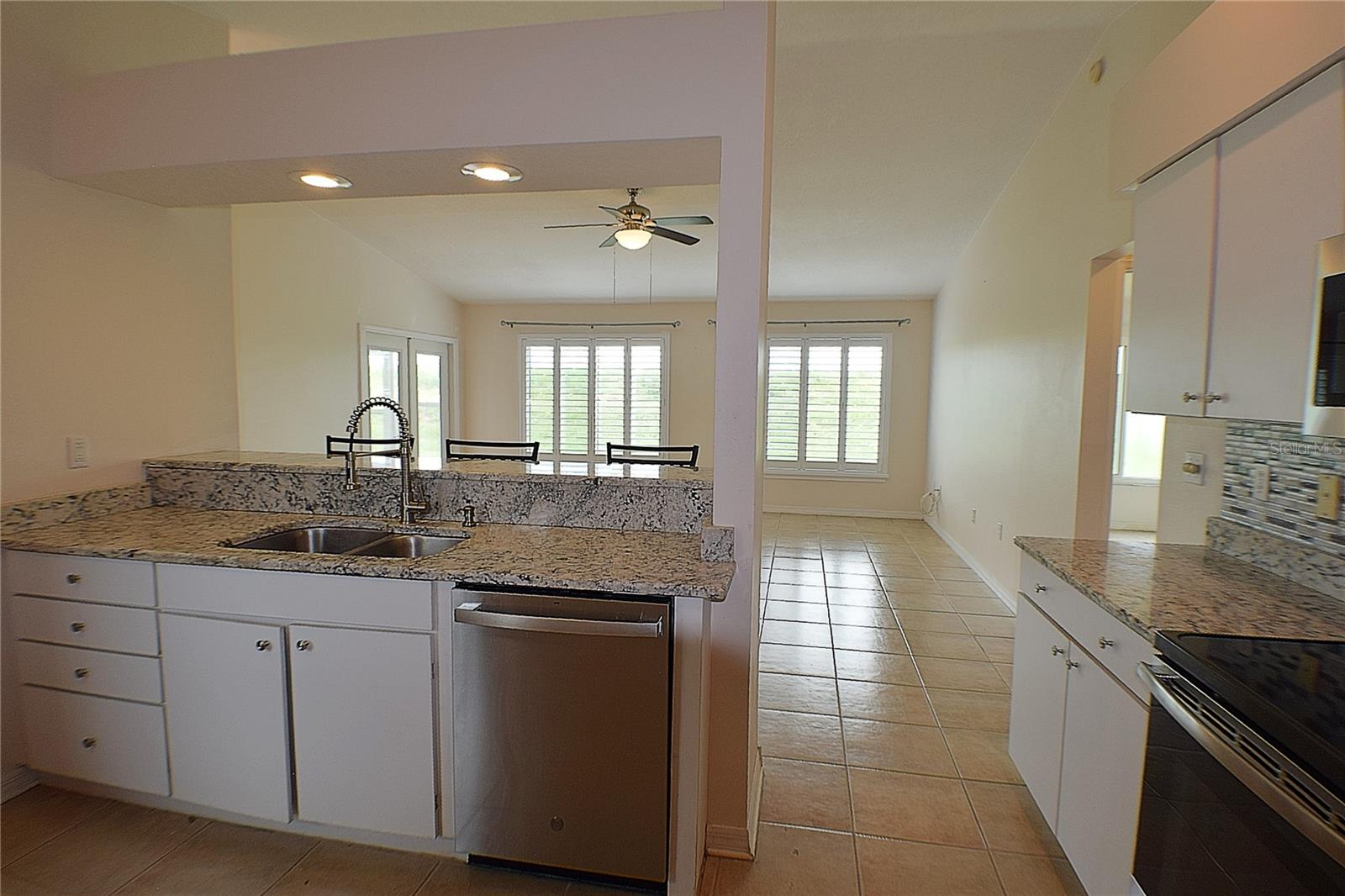TAMPA BAY GOLF TENNIS CLUB - Residential