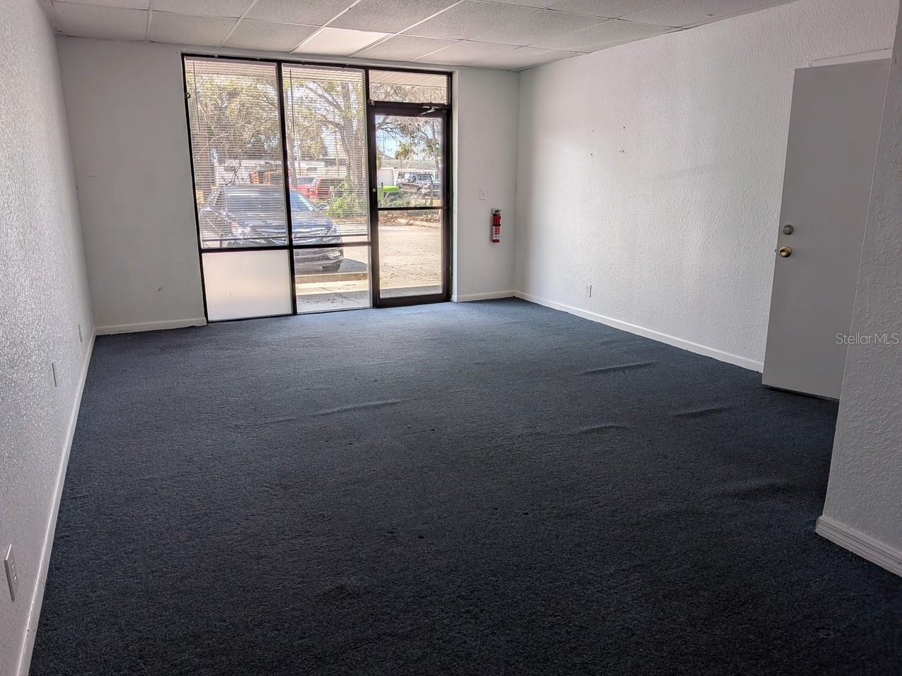 PINELLAS PARK - Commercial Lease