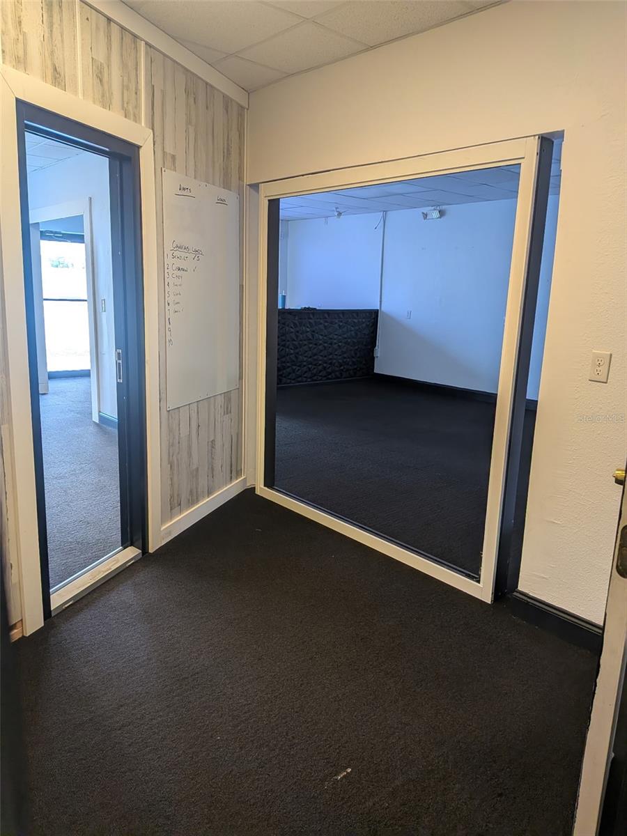 PINELLAS PARK - Commercial Lease