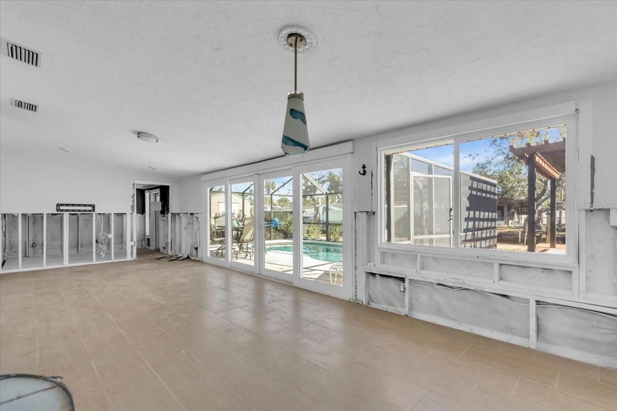 ALFORD & VOWELLS - Residential