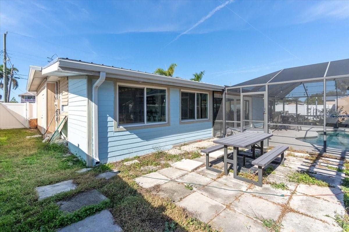 ALFORD & VOWELLS - Residential