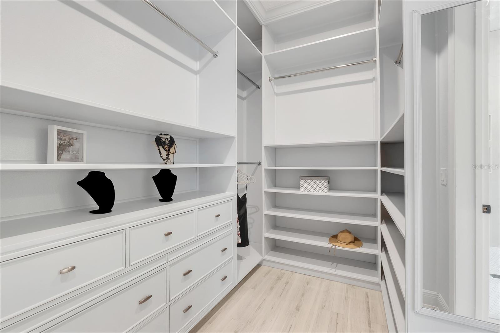 WATERMARK PH 4 - Residential