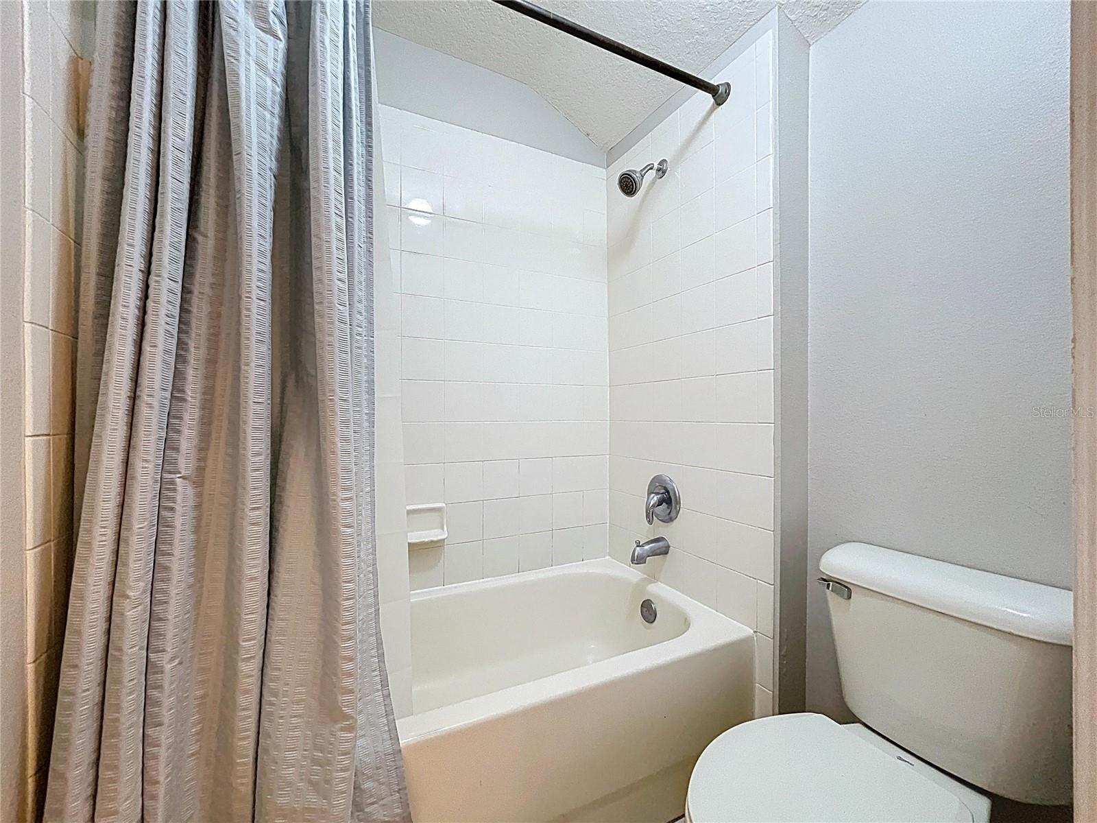 LAKESHORE RANCH PH I - Residential