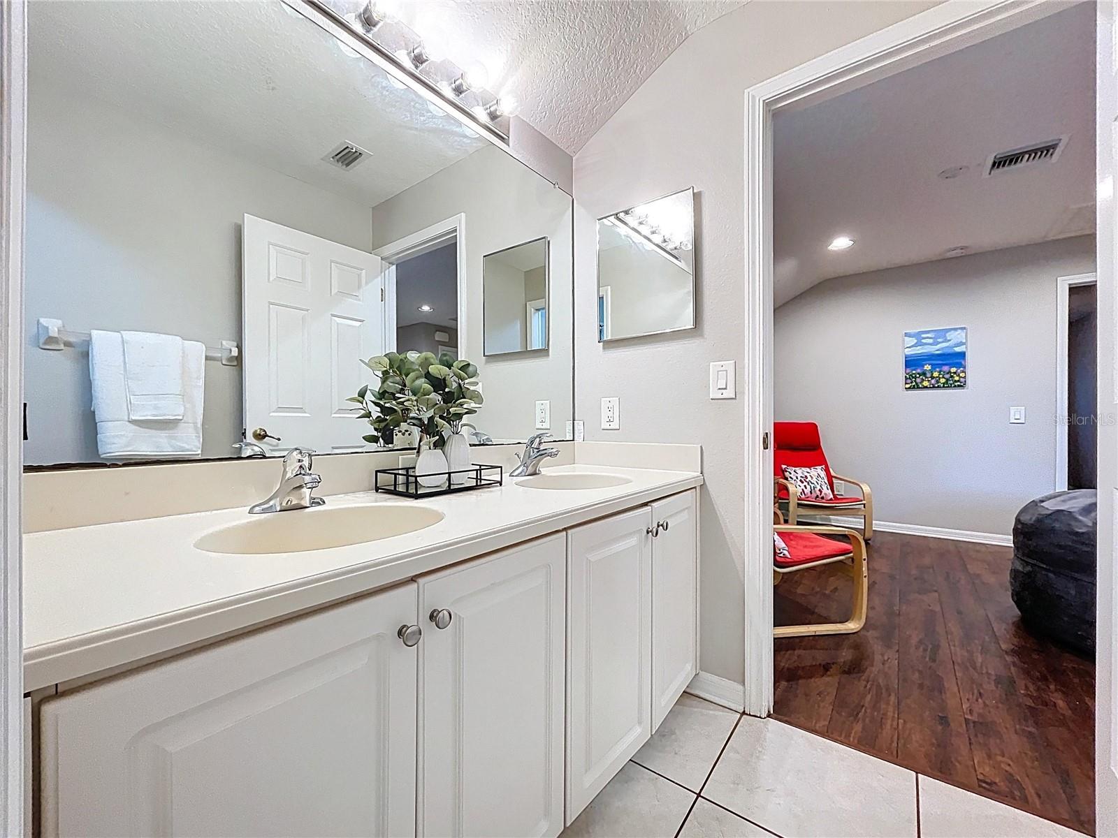 LAKESHORE RANCH PH I - Residential