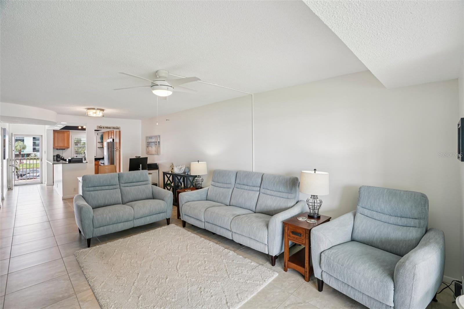 SHORE CREST BLDG - Residential