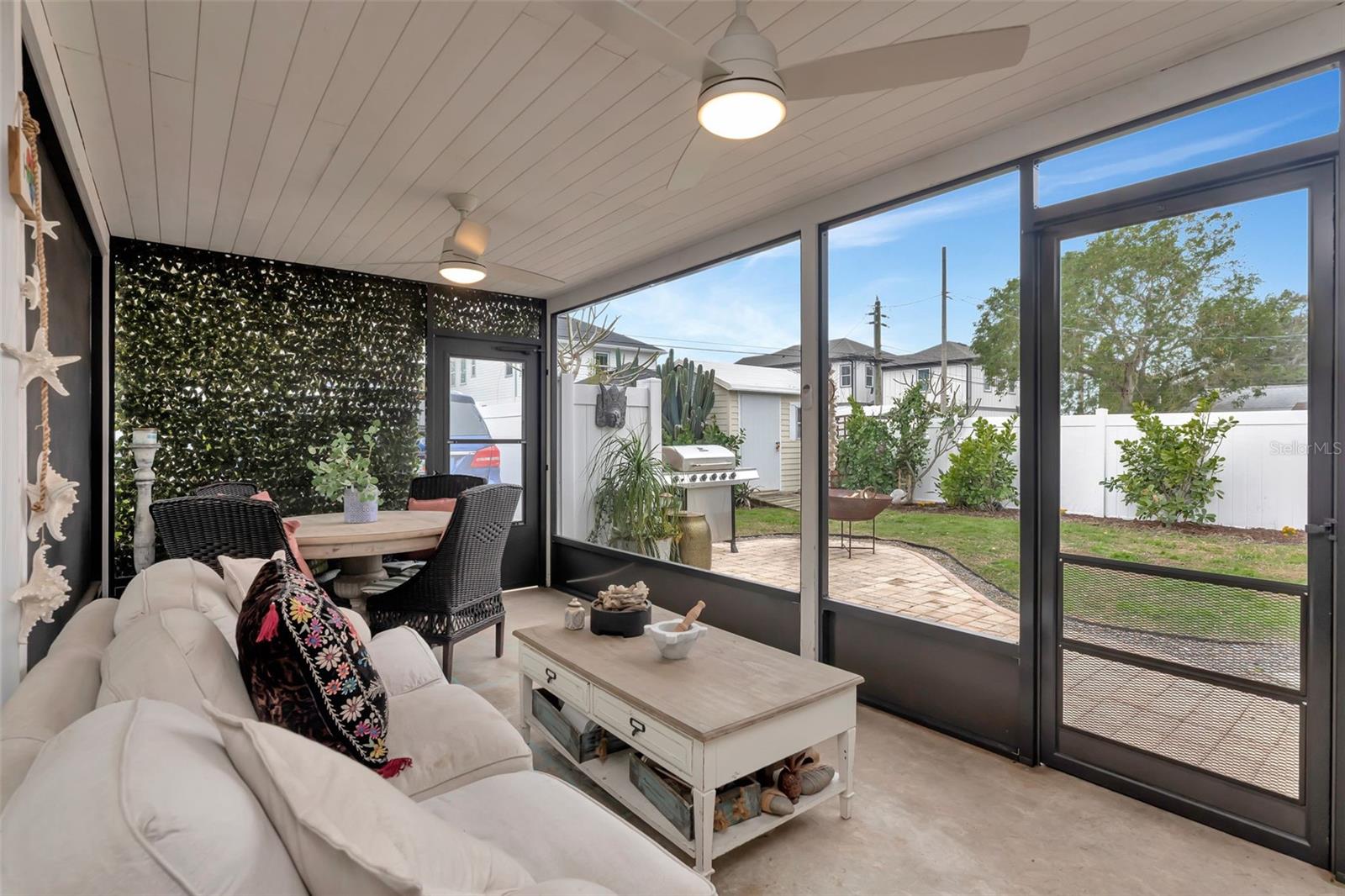 ARCADIA ANNEX - Residential