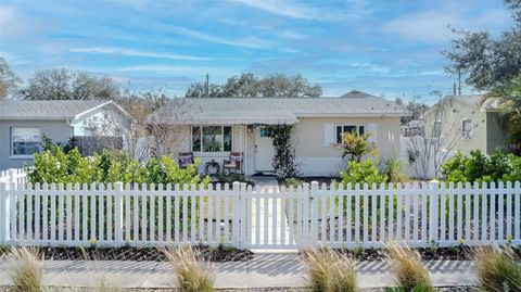 842 53RD TERRACE N ST PETERSBURG FL 33703