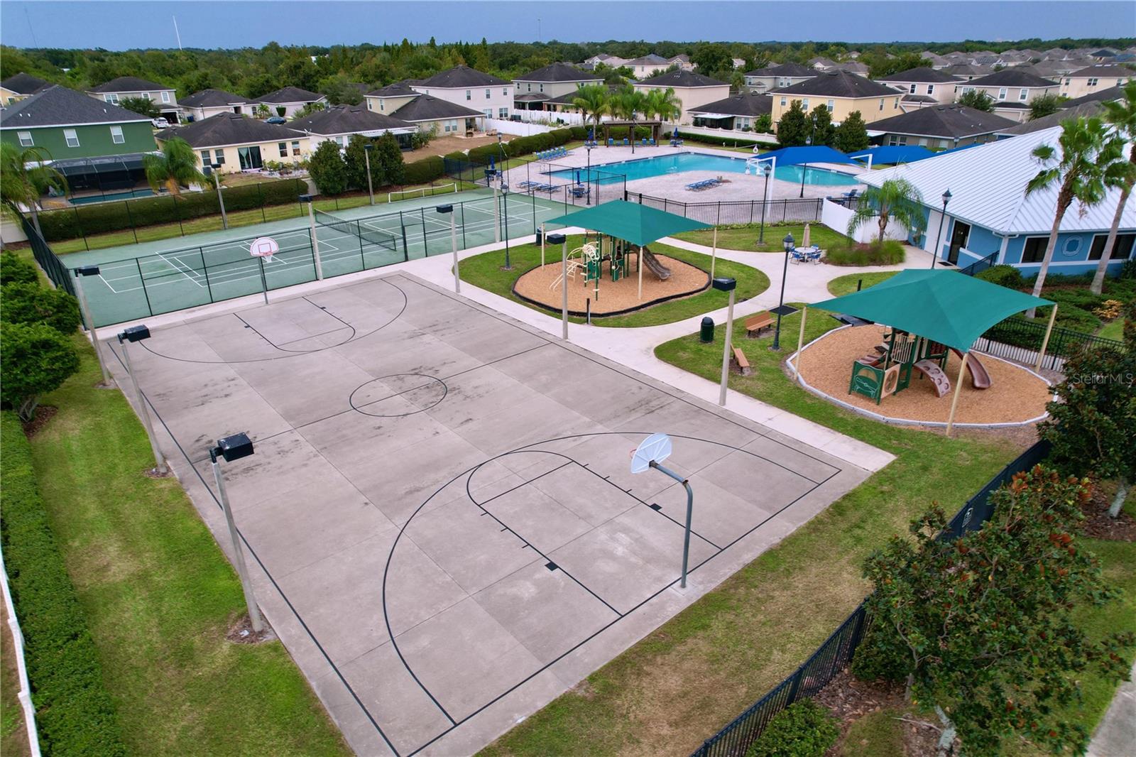 CARRIAGE POINTE PH 1 - Residential