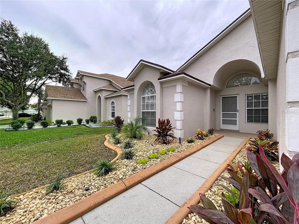 Photo of 8527 Carriage Pointe Drive, Gibsonton, FL 33534 (MLS # TB8441652)