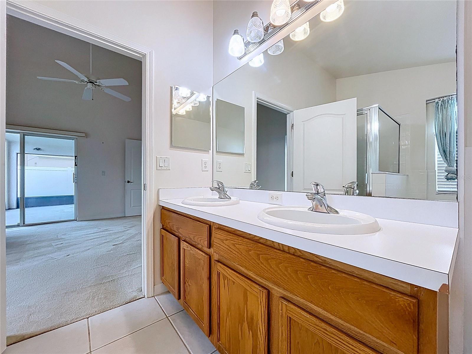 CARRIAGE POINTE PH 1 - Residential