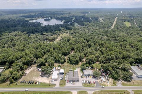 Tiny photo for 2728 W Dunnellon Road, Dunnellon, FL 34433 (MLS # OM708329)