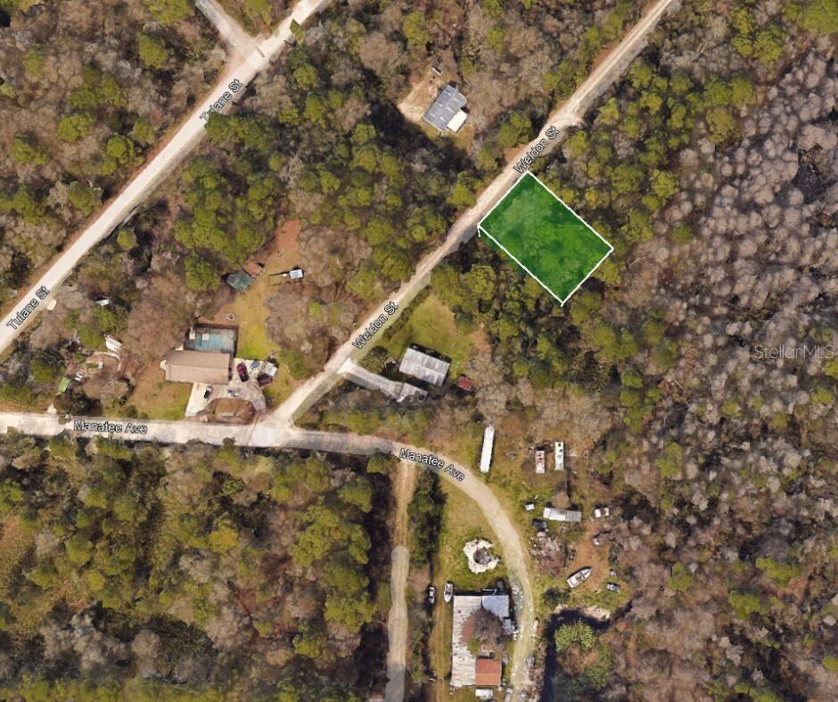 MOON LAKE ESTATES - Land