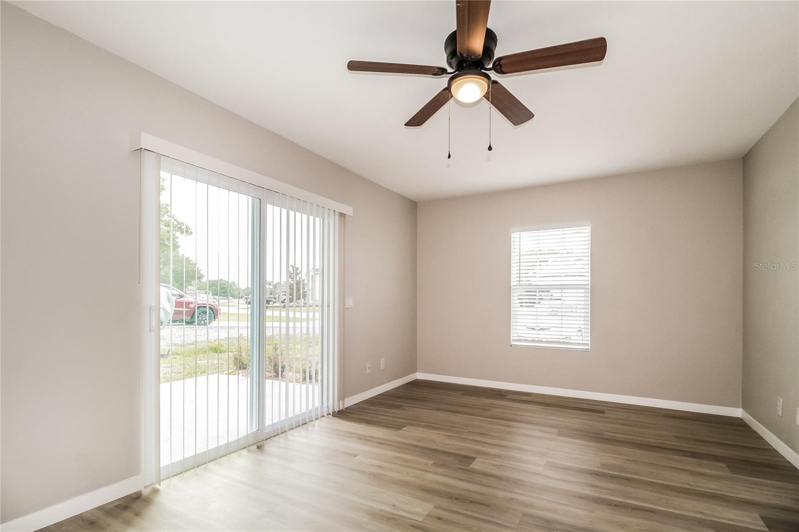 DELTONA LAKES UNIT 43 - Residential Lease
