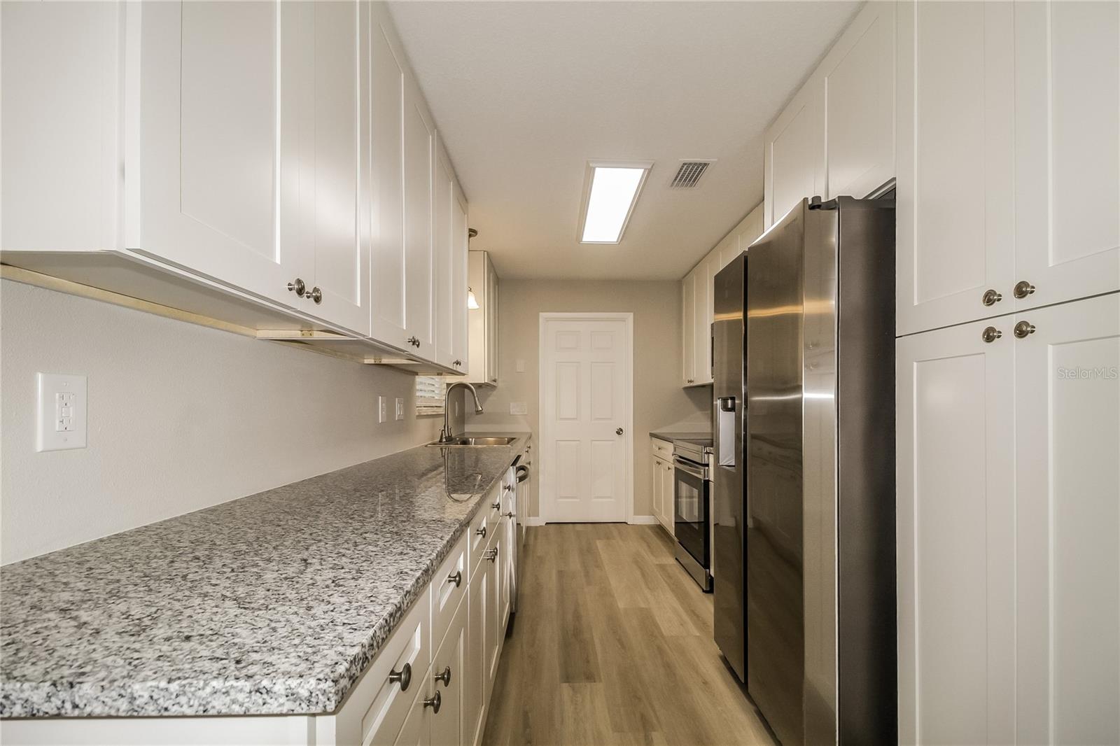 DELTONA LAKES UNIT 43 - Residential Lease