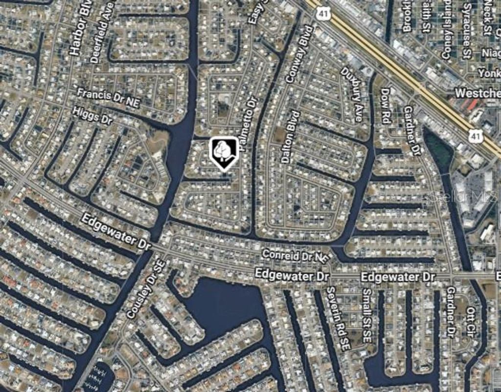 Photo of 189 Poinsettia Circle NE, Port Charlotte, FL 33952 (MLS # N6142765)