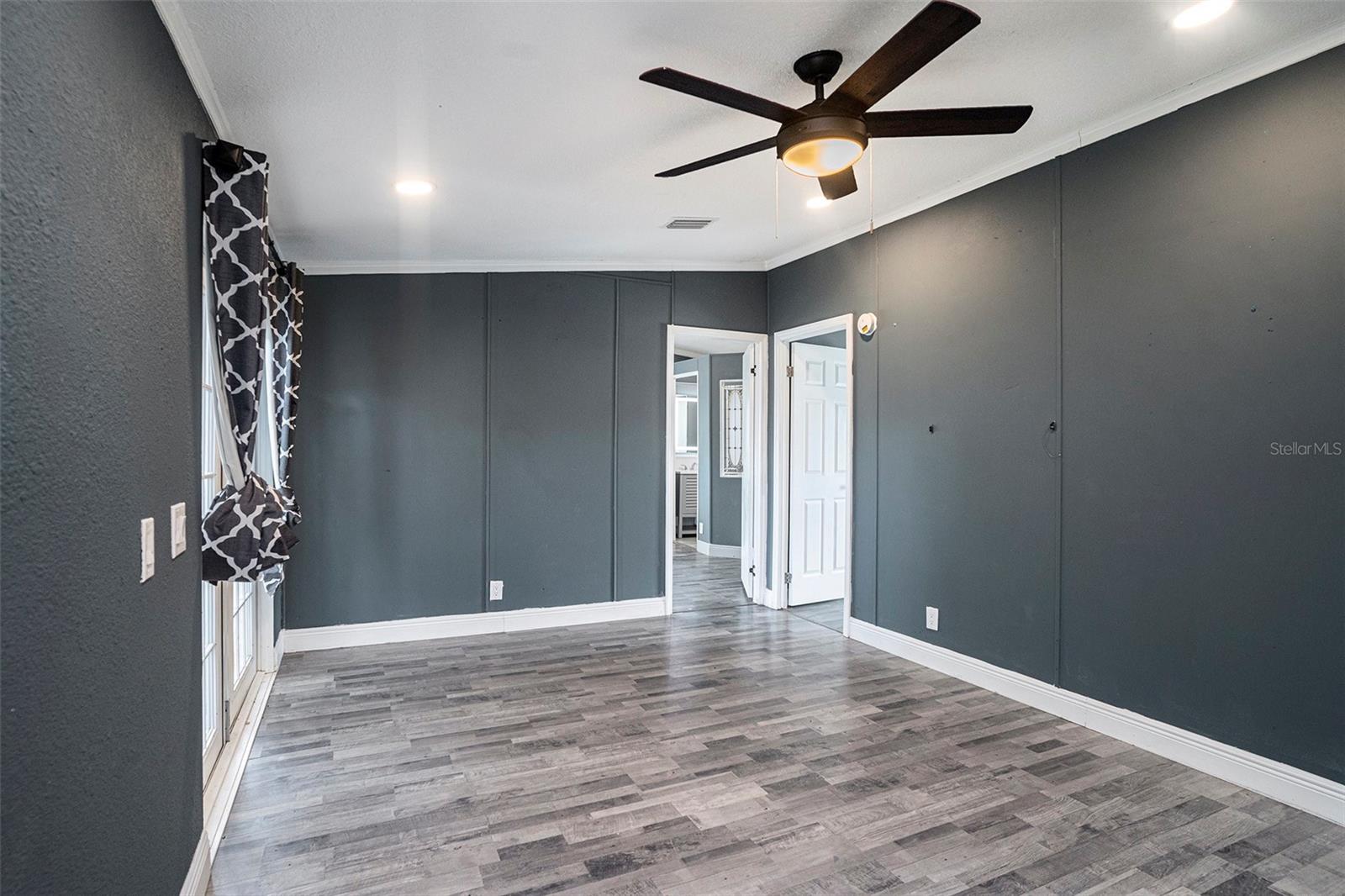 TIMBER LAKE ESTATES - Residential