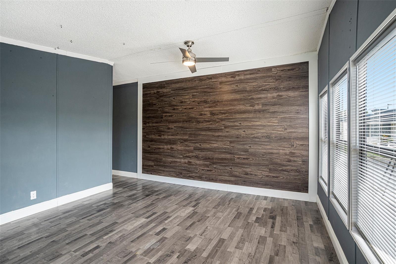 TIMBER LAKE ESTATES - Residential