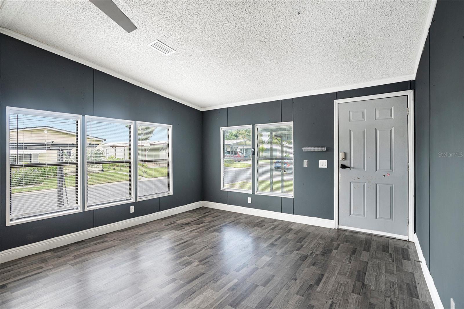 TIMBER LAKE ESTATES - Residential