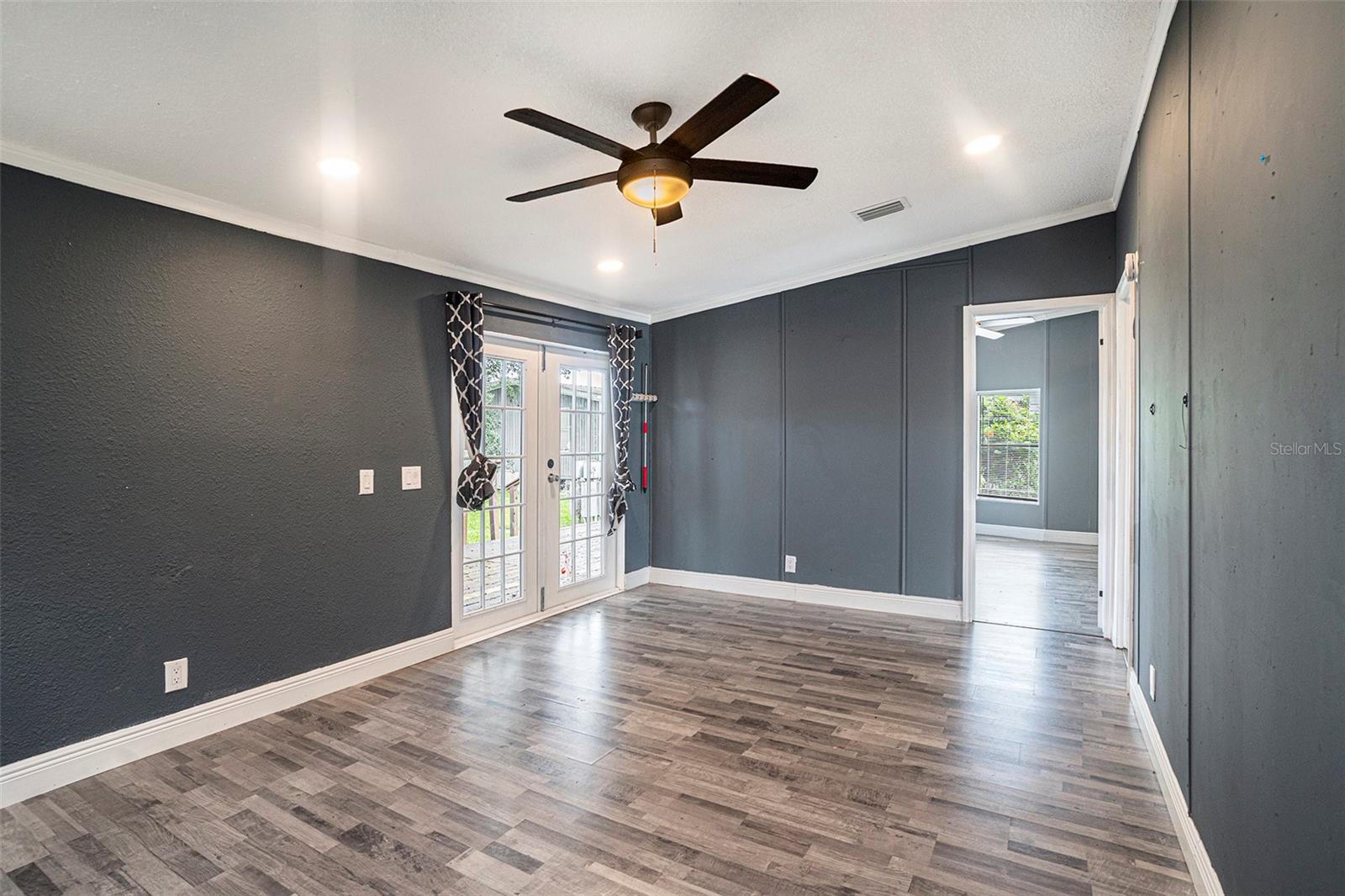 TIMBER LAKE ESTATES - Residential