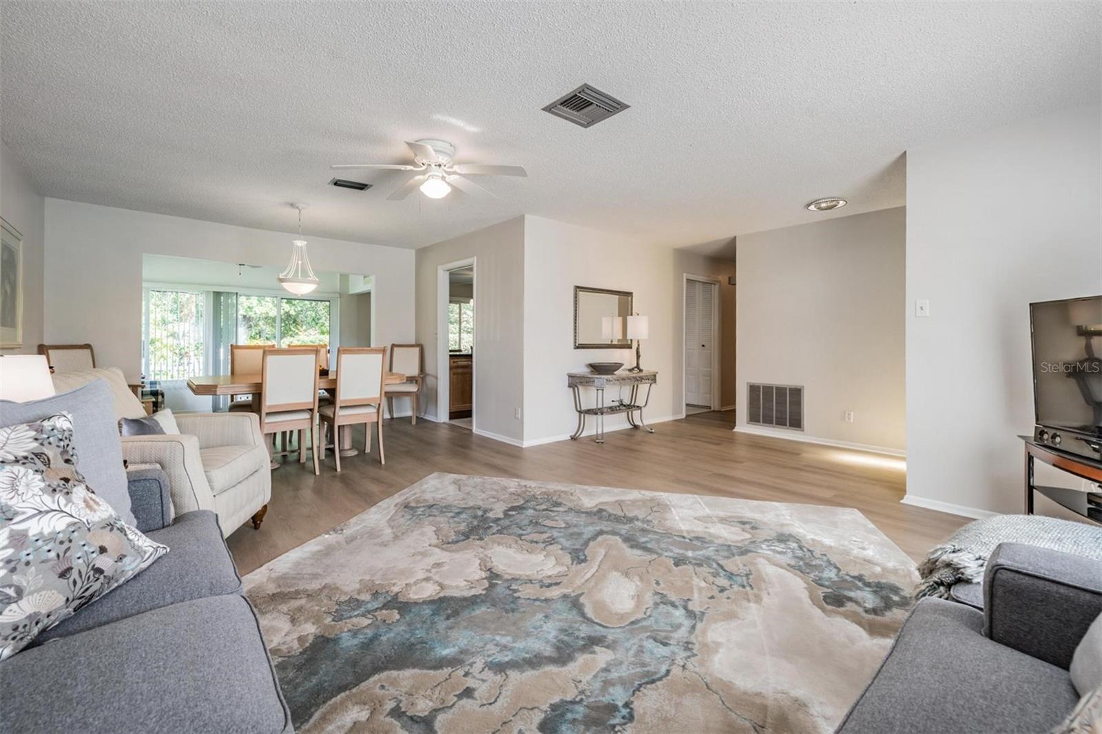 SAN CLEMENTE VILLAGE - Residential