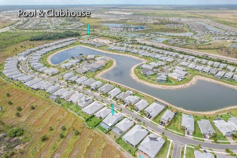 A home in PORT ST LUCIE