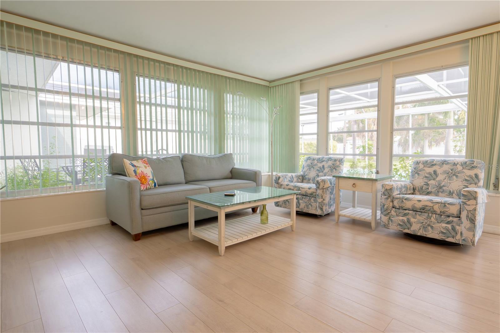 VENEZIA PARK SEC OF VENICE - Residential