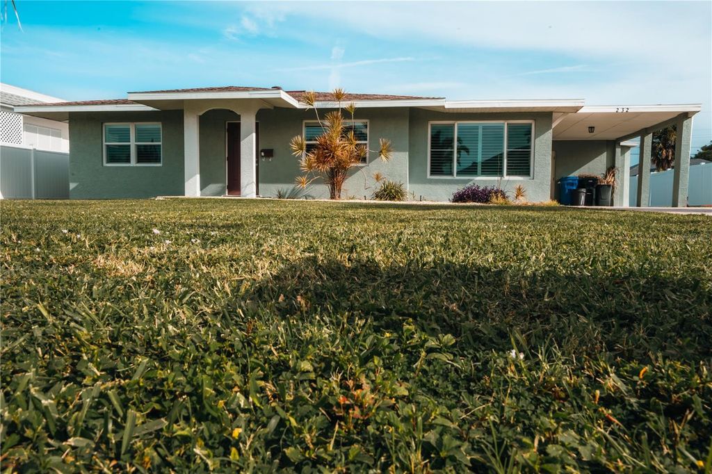 Photo of 232 Fiesole Street, Venice, FL 34285 (MLS # N6139414)
