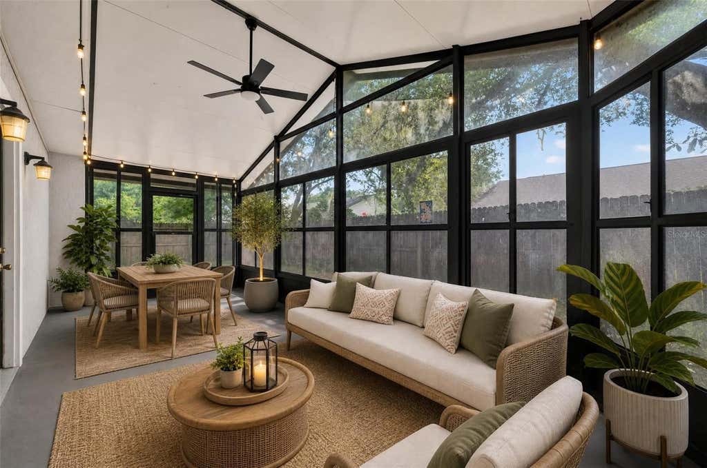 Photo of 117 Shady Oak Lane, Oviedo, FL 32765 (MLS # O6429032)