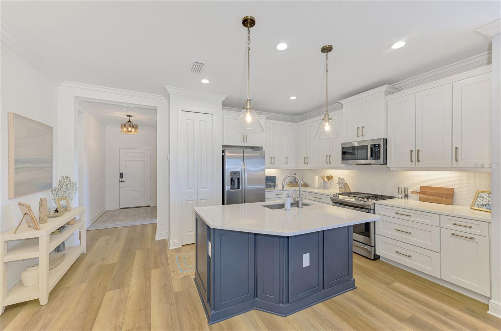 WINDWARD/LAKEWOOD RANCH REP - Residential